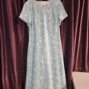 Eileen West Light Blue Floral Maxi Dress